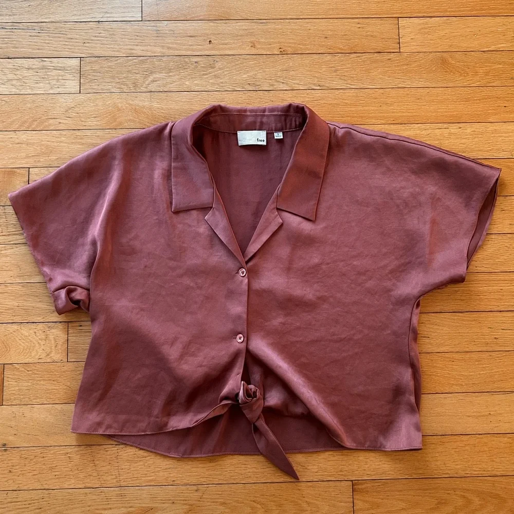 Wilfred Free tie front satin blouse sz S - Picture 3 of 10